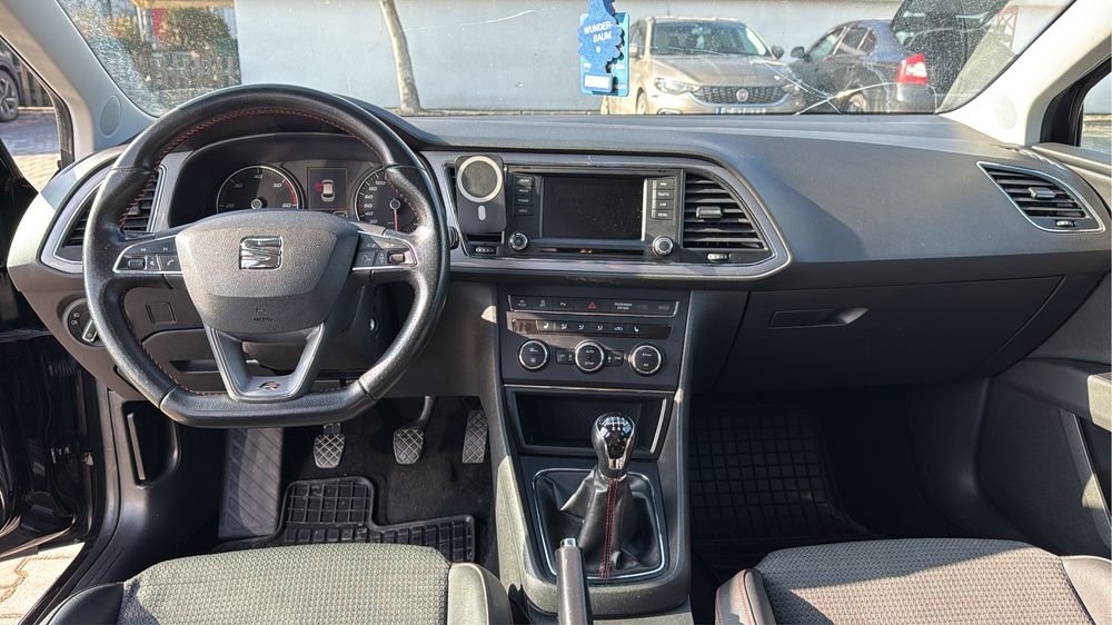 SEAT Leon FR 2.0 TDI 2015 | 143.000 km Negociabil