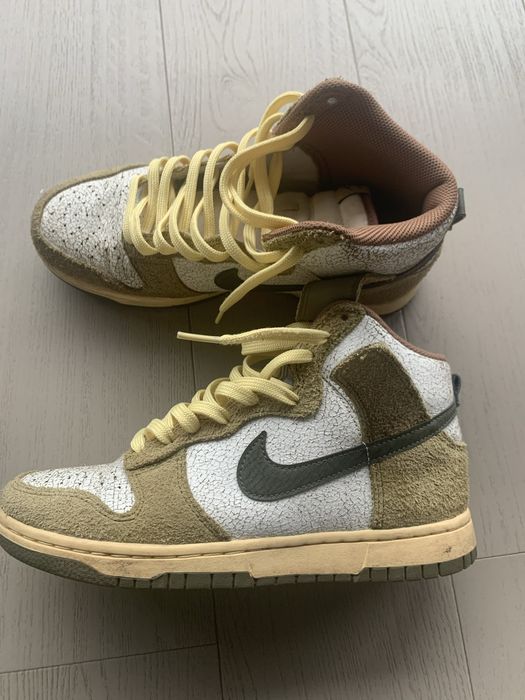 Nike Dunk High Re-Raw marimea 40-purtati de cateva ori