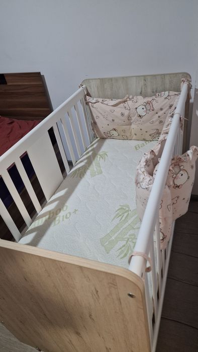 продават се комплект..трите..кошара столче..повивалник