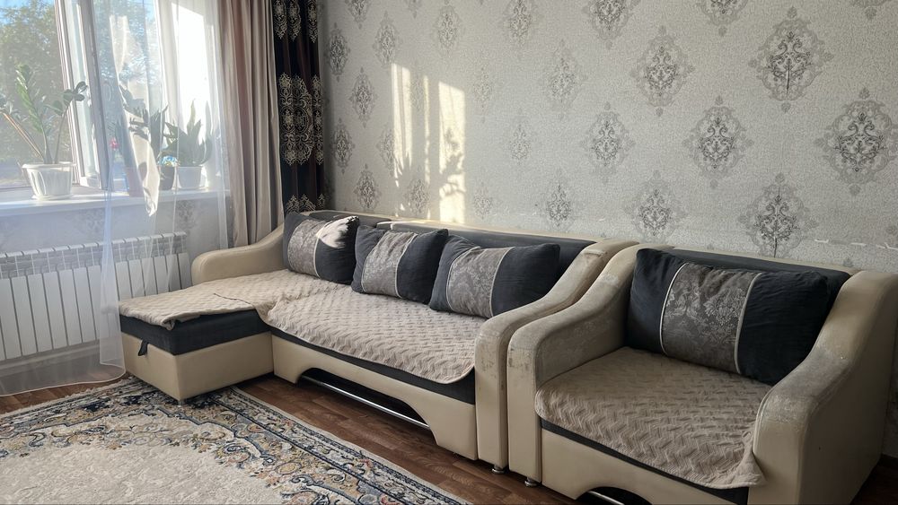 СРОЧНО ПРОДАМ ДИВАН! в хорошем состоянии
