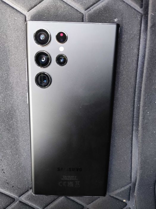 Samsung s22 ultra 12GB RAM 256GB памет