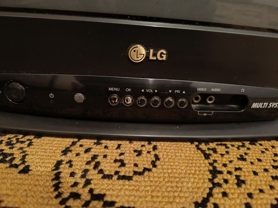 Телевизор LG отличном состояния