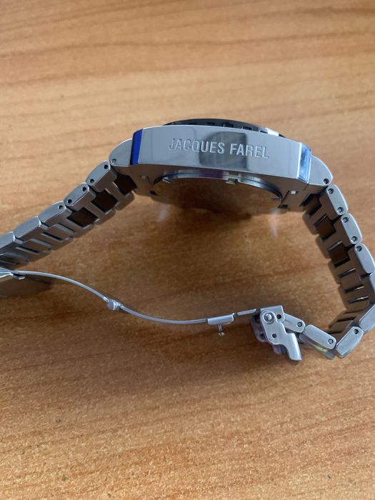 Jacques Farel  хронограф с керамичен базел и звена нс веригата