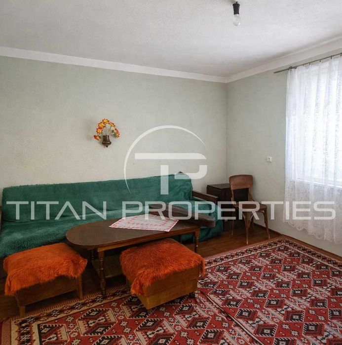 Къща за продажба в с. Чавдар