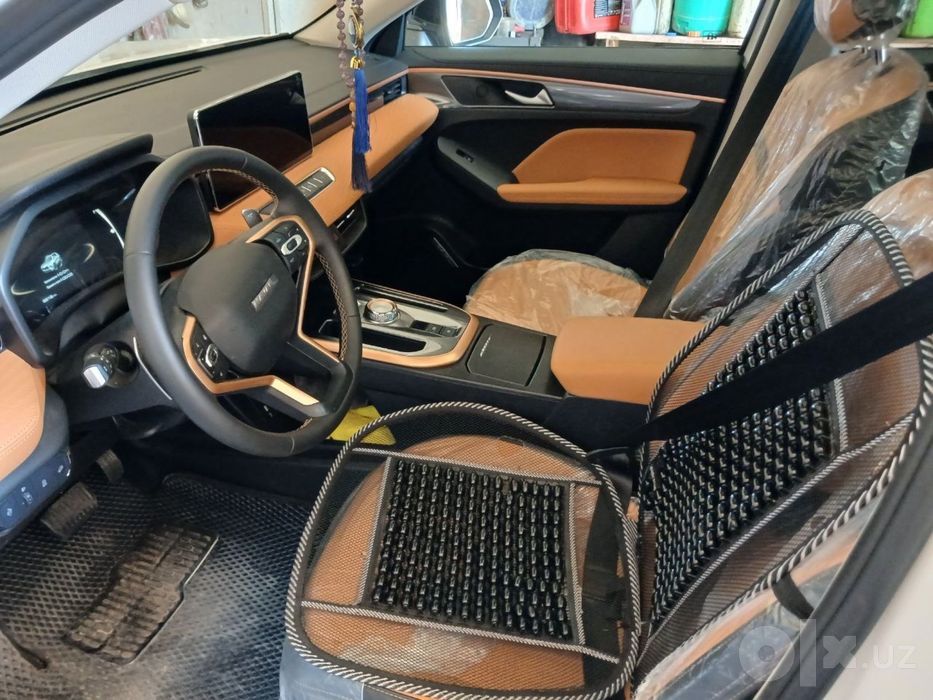 HAVAL JOLION sotiladi srochna