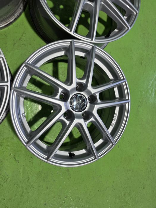 16 5x112 Vw Passat Touran Caddy Golf Tiguan Skoda 5х112