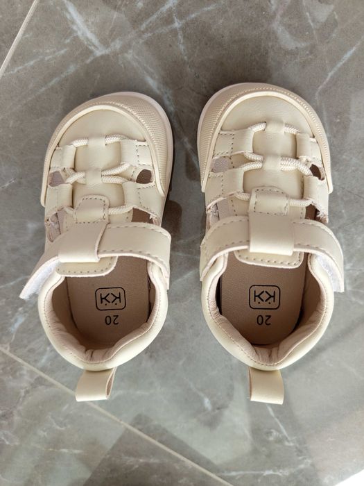 Бебешки сандали Колев и Колев