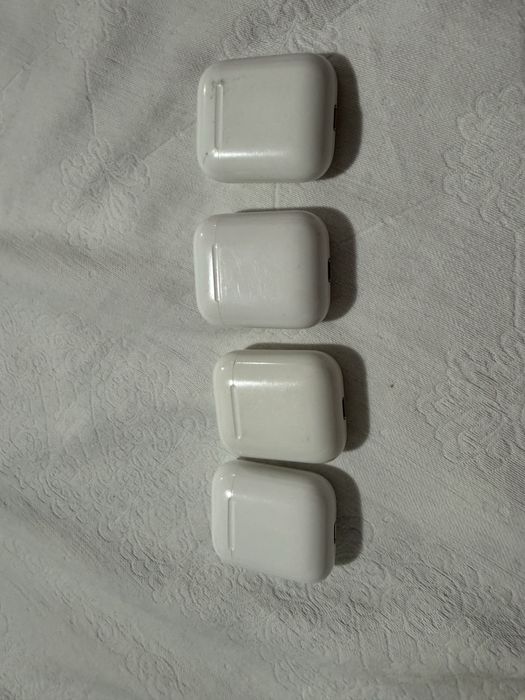 Vand casti airponds originale