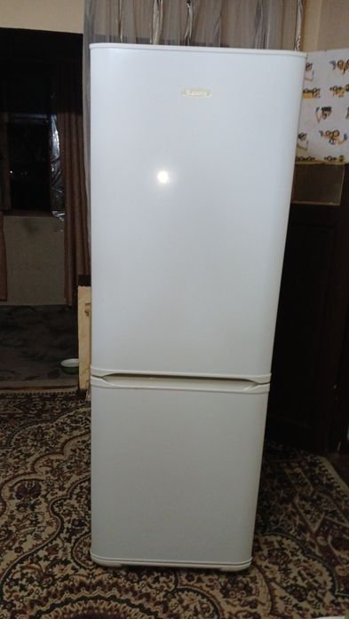 Прадается холодильник