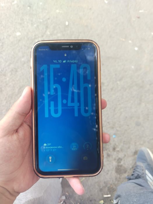 Продается айфон 11 в корпусе 17 про макс