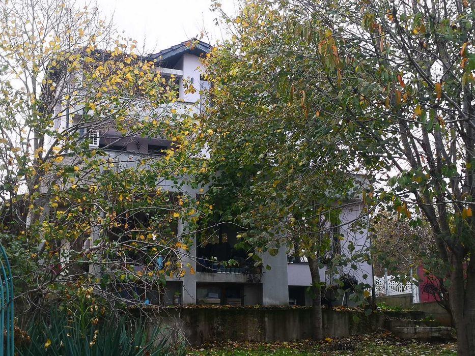 Продава се Къща в Варна, Окръжна болница - 181 кв.м за 938 €/кв.м - Снимка #9