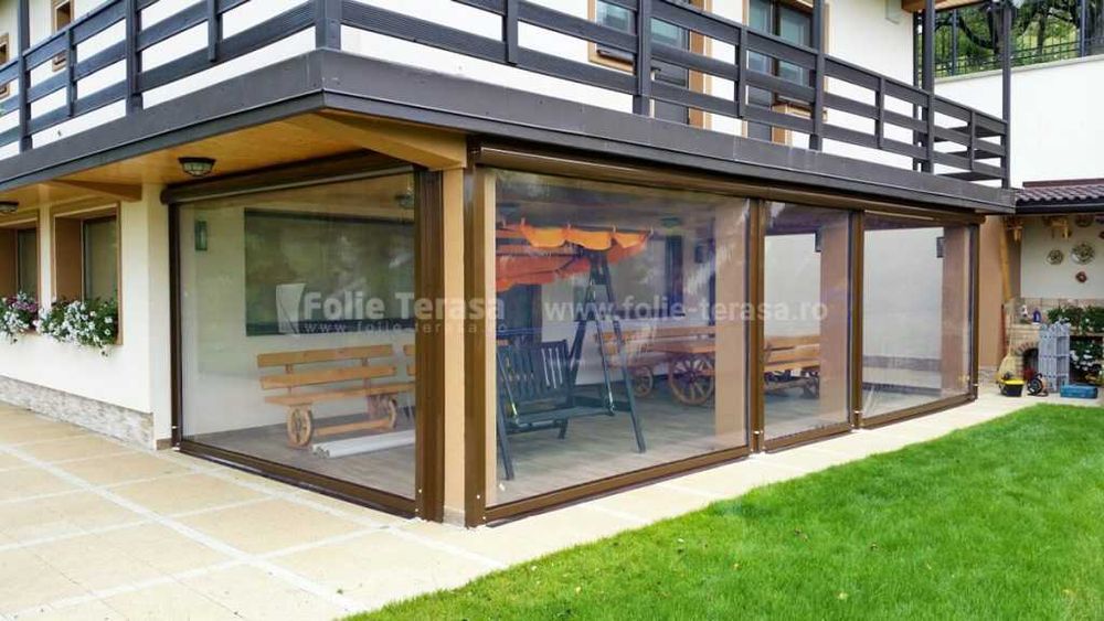 Rulouri exterioare / Usi de garaj  / Folie PVC transparenta