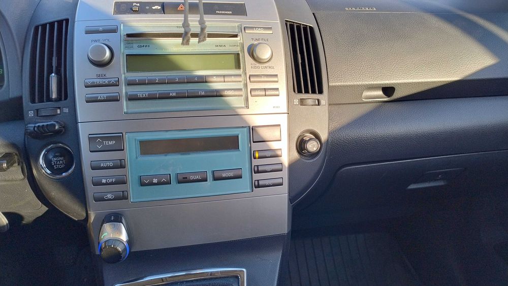 TOYOTA Corolla VERSO 7местна