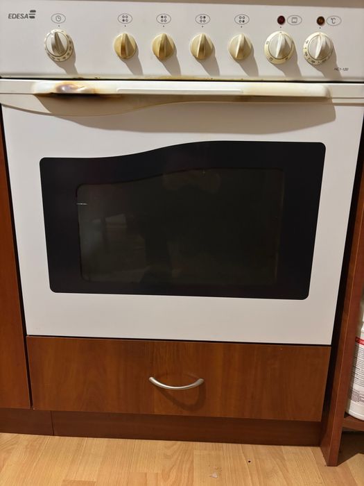 Фурна за вграждане EDESA