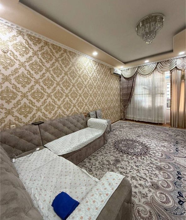 Sotiladi srochni 2 xona