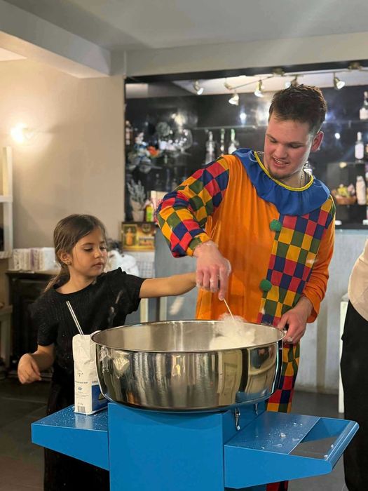 Машини за детски партита с аниматор