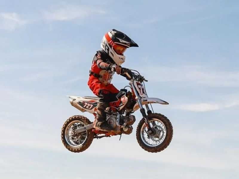 Motocicleta enduro copii KAYO KMB(4T,60cc, 2.2cp,+3ani) la MYMOTO