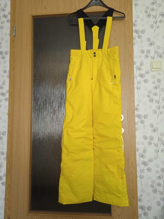 Юношески гащеризон.