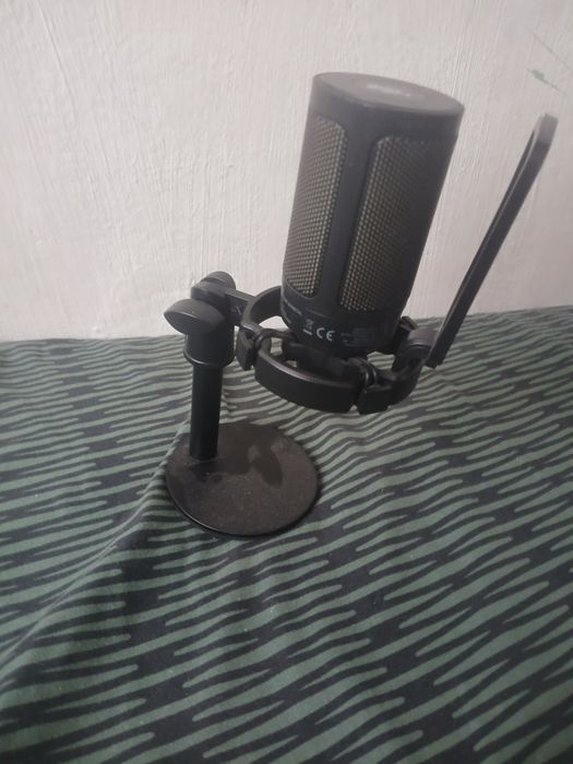 Microfon de striming/gaming