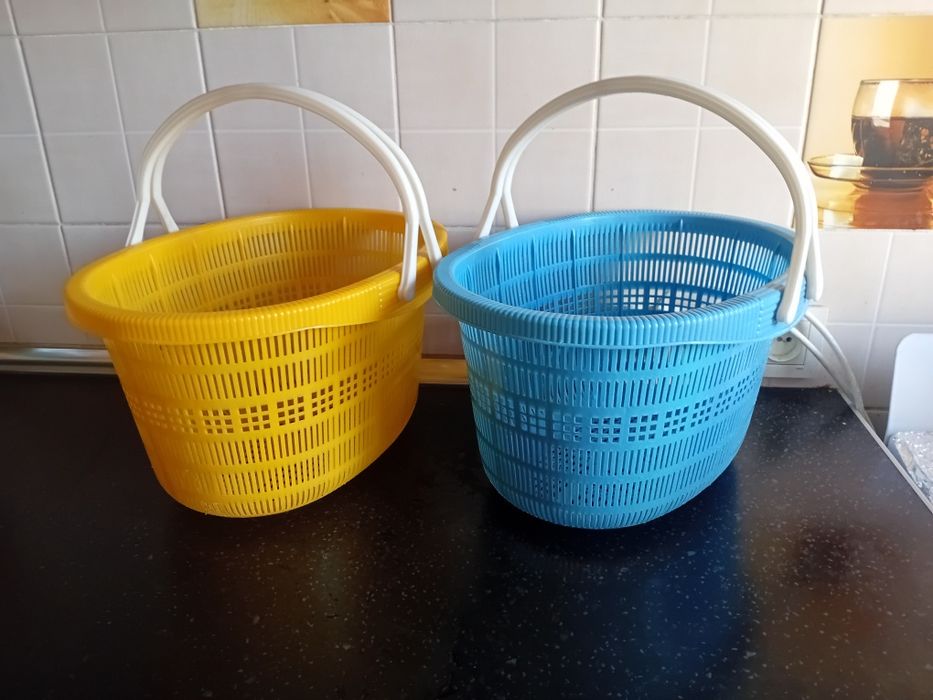 Столы   .Стеллаж. шкафчик. Комодик