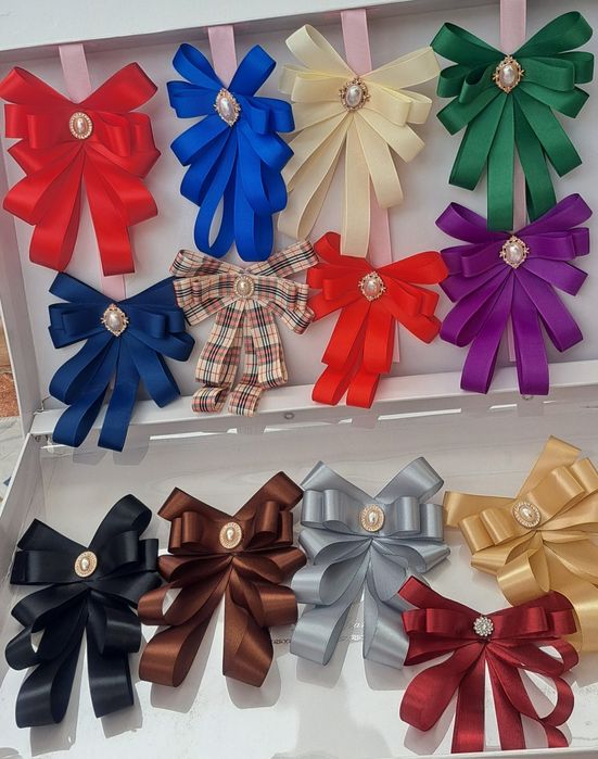 Broșa vintage femeie