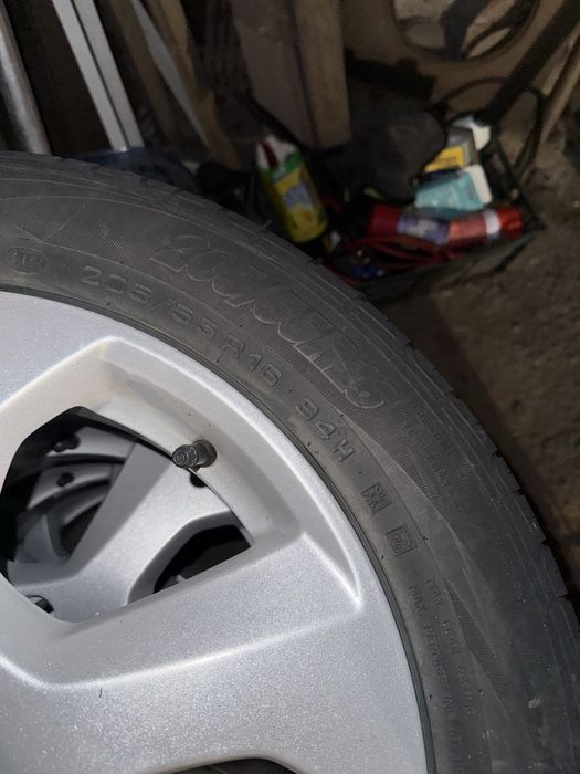 Продам комплект дисков с резиной 4/100 Лада Ларгус