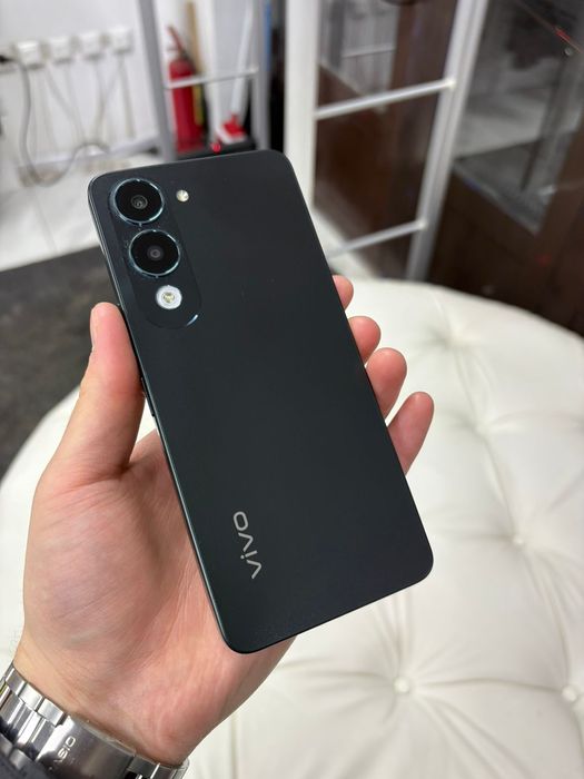 Новая Vivo Y04 4/64gb