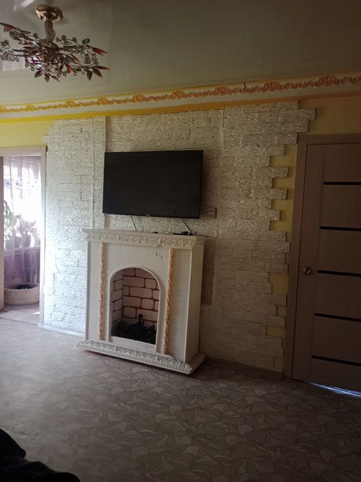 Продам 3 комнатный дом  в соц.городе.