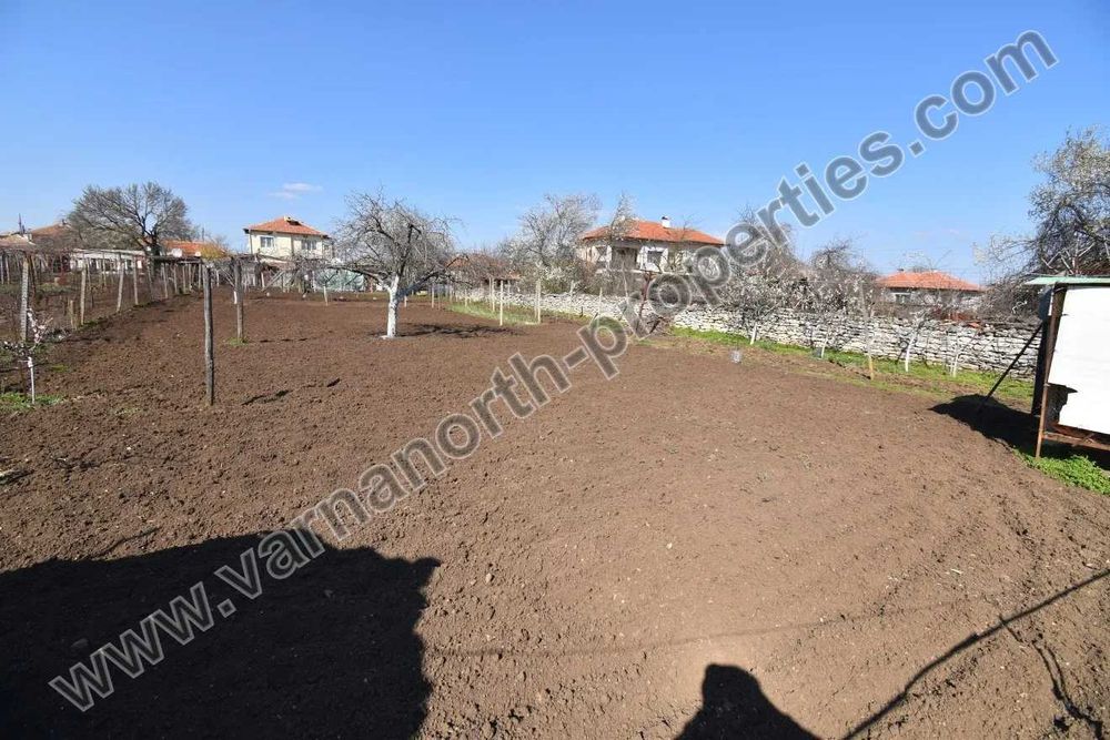 Едноетажна къща за продажба в град Балчик