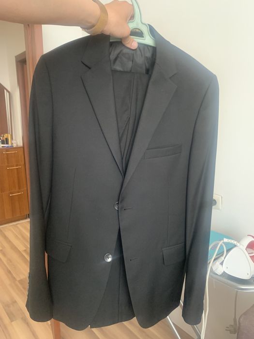 Продам костюм в идеальном состоянии