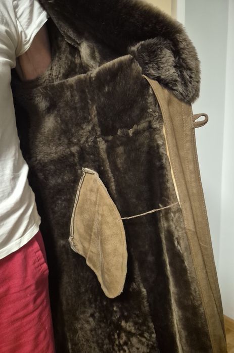 Palton / cojoc lung piele intoarsa imblanit