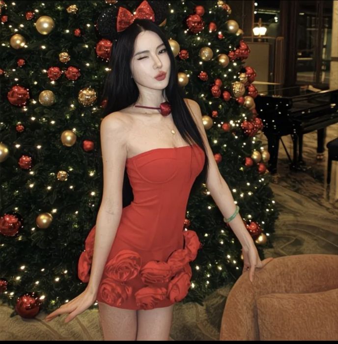 Продам красное платье надела 1 раз, платье после химчистки з