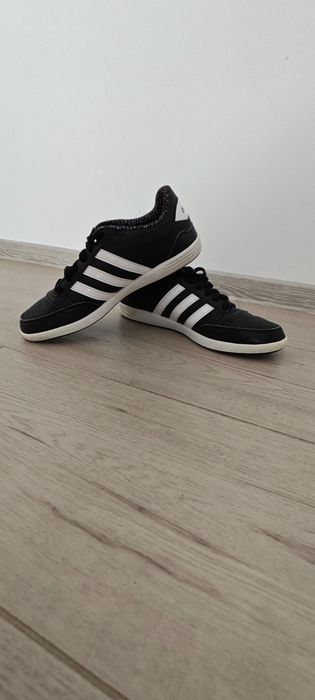 Pantofi sport Adidas Neo Hoops