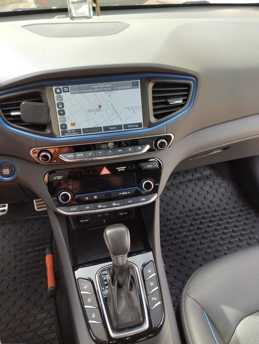 Vând Hyundai Ioniq