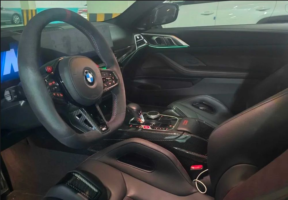 BMW M4 CS XDrive (G82)  2025 год