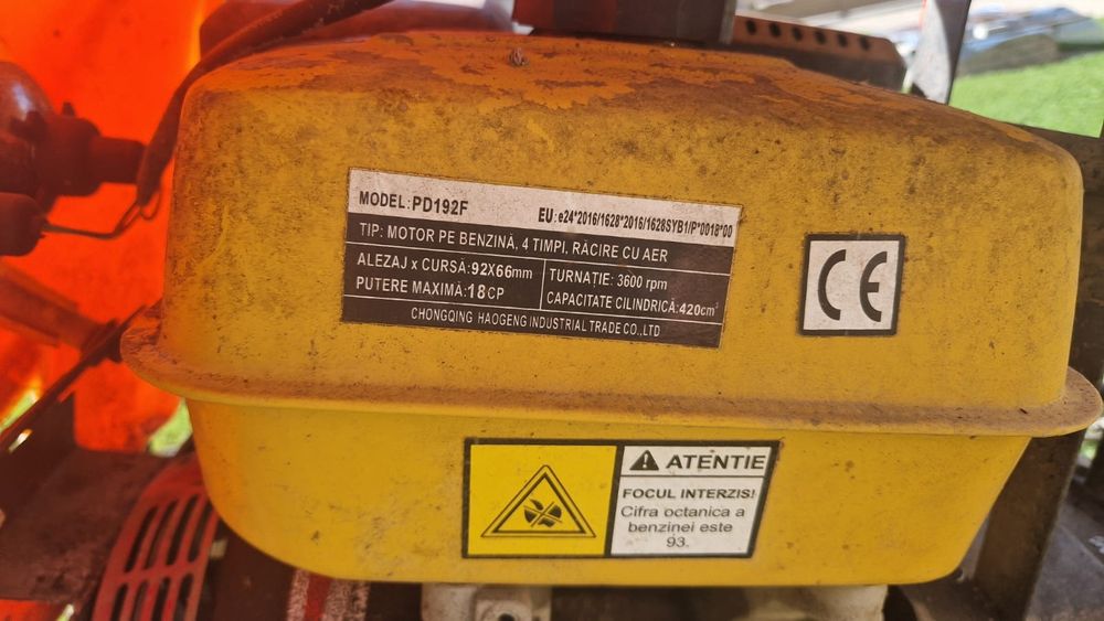 Vând motocultor Progarden