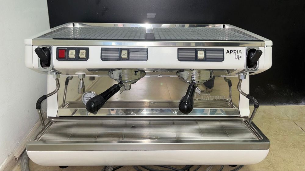 Продам кофемашину