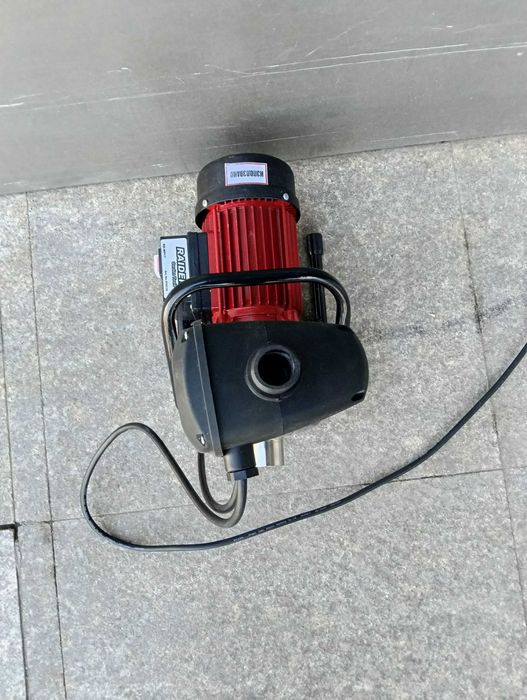 Помпа с електронен пресостат 1200W 64L/min RD-WP17/Водоструйка 1800W