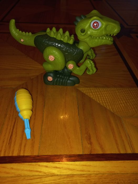 Продам игрушки конструкторы