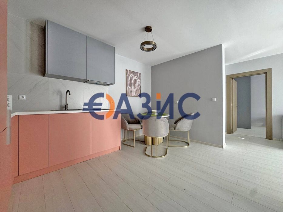 Продава се Тристаен апартамент в к.к. Слънчев бряг - 89 кв.м за 957 €/кв.м - Снимка #8