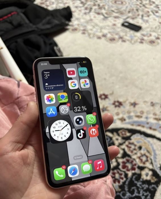 Iphone 11 / 128 гб