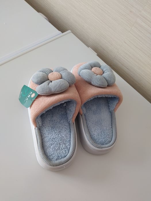 Тапочки домашние новые