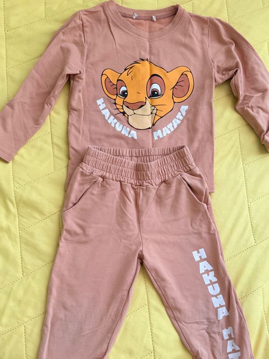 Дрехи 1-2г запасени