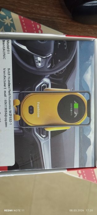 Стойка за телефон за кола черна