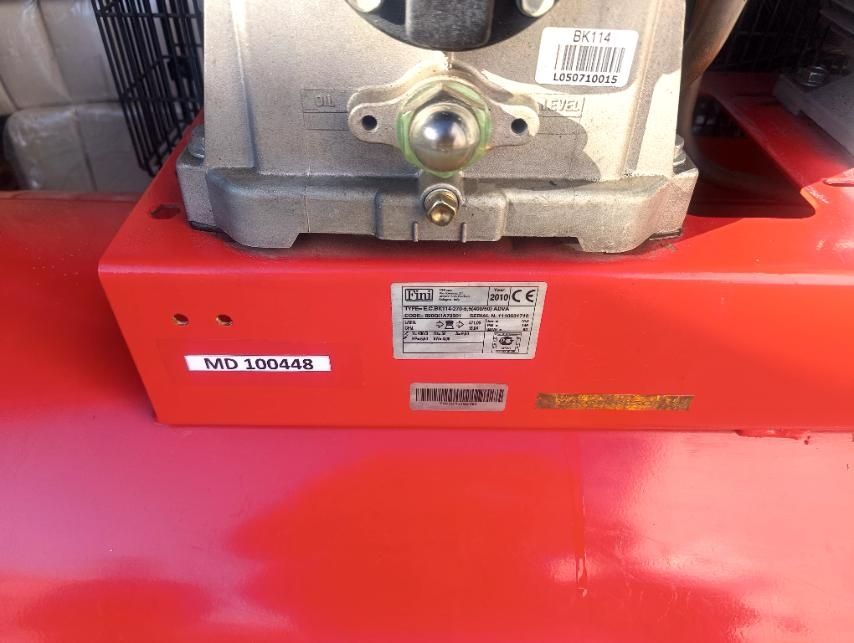 Компресор за въздух трифазен 270литра