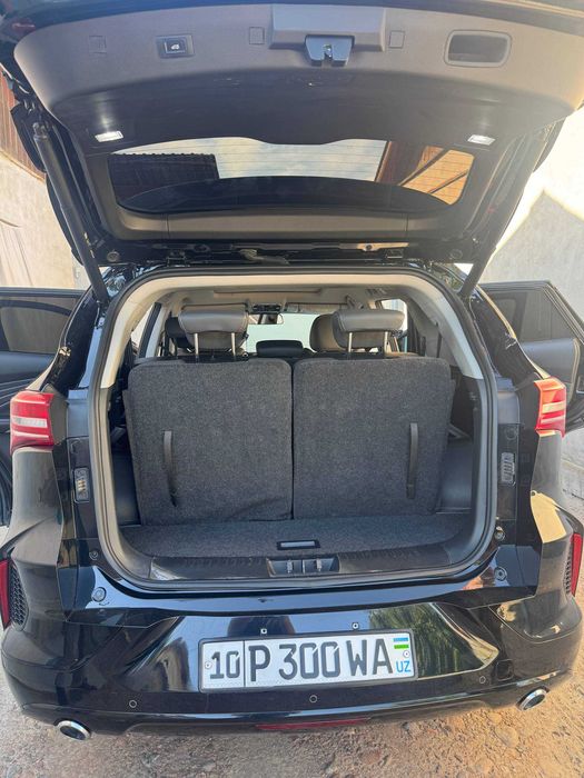 Jetour X70 срочно сотилади