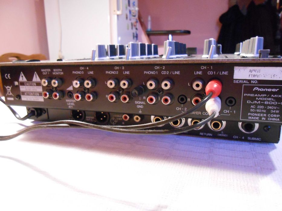 mixer Pioneer DJM 600 ca Behringer,Reloop,Omnitronic,CDJ