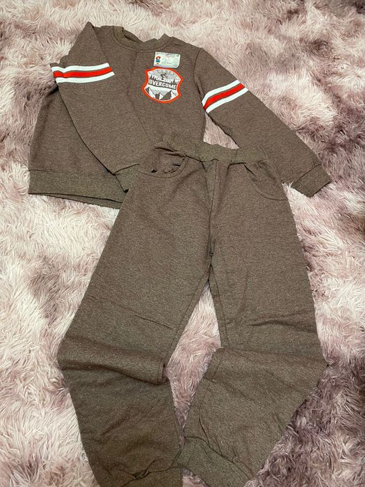 Продам костюм на мальчика