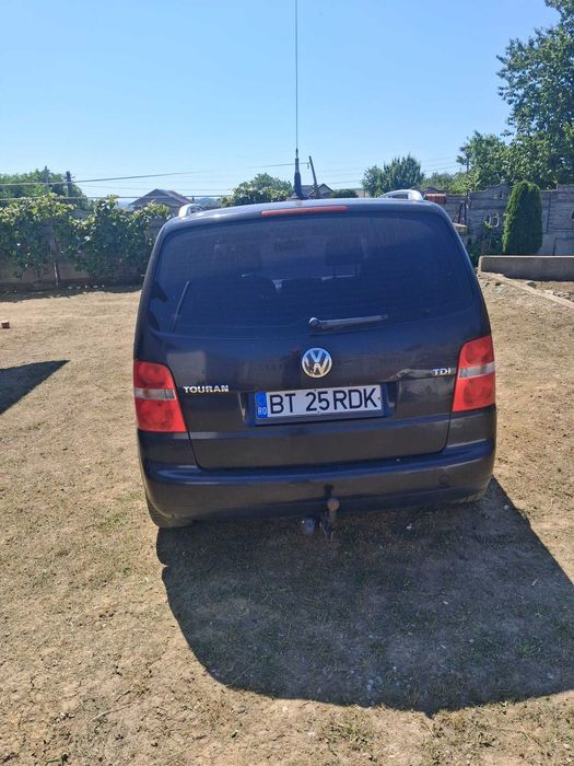 Volkswagen touran