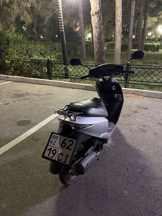 Honda dio af68.